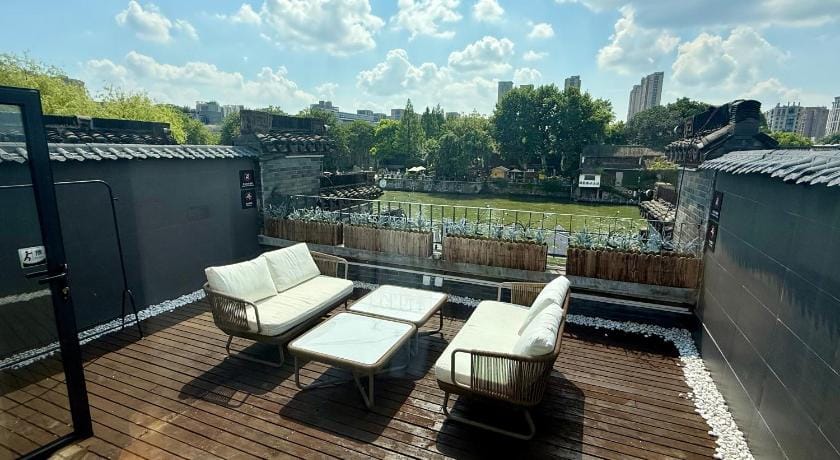 Riverside Inn Hangzhou杭州枕河居 Inn in Hangzhou
