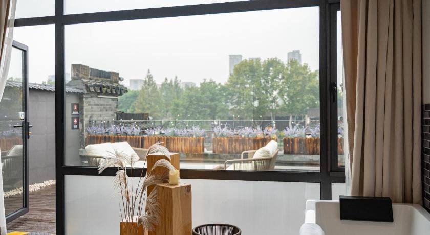 Riverside Inn Hangzhou杭州枕河居 Inn in Hangzhou