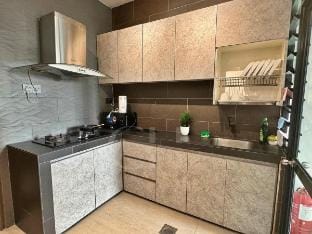 Kuching Rex Apartment @ 4 pax Vacation rental in Kuching