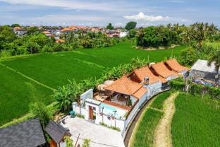 Joglo Pascaline - 3 Rooms Property Villa in Mengwi