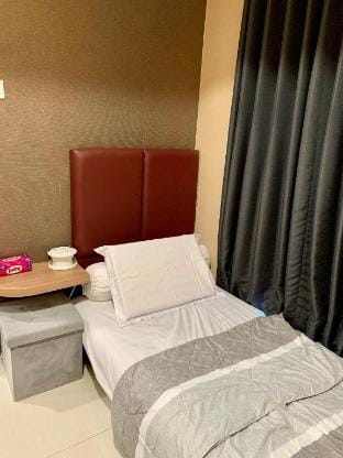 Benson Pakuwon Mall 2 bedroom apartment for 5 Apartment in Surabaya