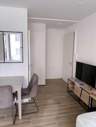 Zurich HB Modern Apartment Vacation rental in Zurich City