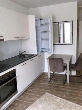 Zurich HB Modern Apartment Vacation rental in Zurich City