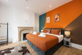 CollegeHouse-FREEParking&HighSpeedWIFI-Executive Vacation rental in Stretford