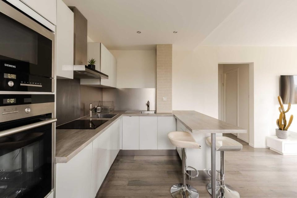 Renovated apartment sleeping 6 - pool and tennis Apartment in Deauville