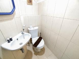 Homey Pleasant 2BR Pavilion Permata By Travelio Apartment in Surabaya