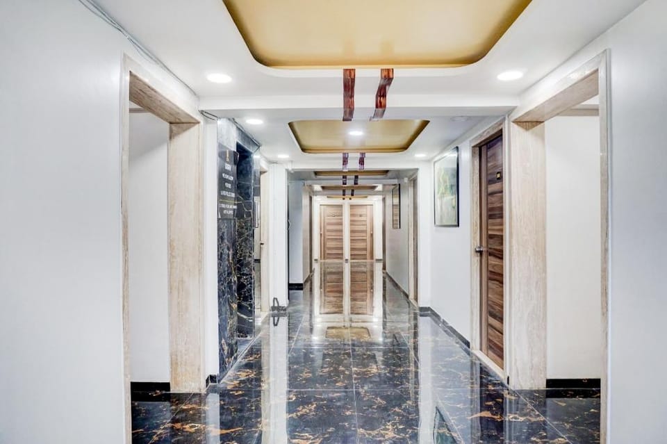 Super Townhouse Ambegaon Road Katraj Formerly White Castle Hotel in Pune