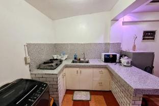 Spacious Stylish House@Heart of Calapan upto 15pax Vacation rental in Calabarzon