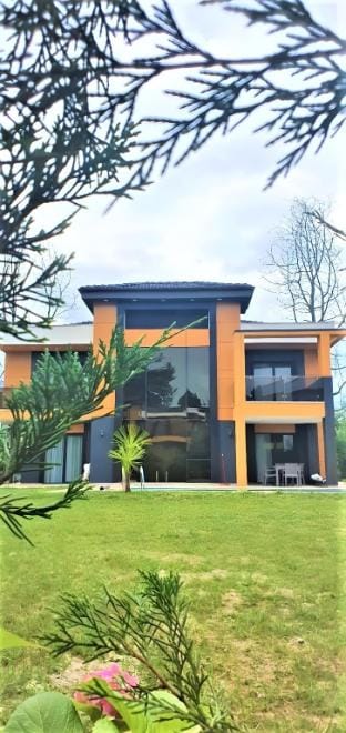 A17 Villas Sapanca ( Heated Pools ) Villa in Turkey