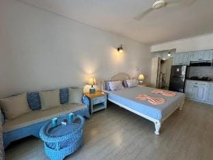 Ddakji - Studio | Pool | B/w Vagator-Morjim beach Vacation rental in Goa, India