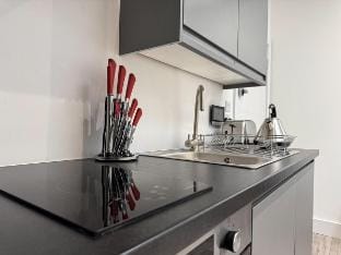 1-min Walk To Maidstone High Street | Book Now Vacation rental in Maidstone