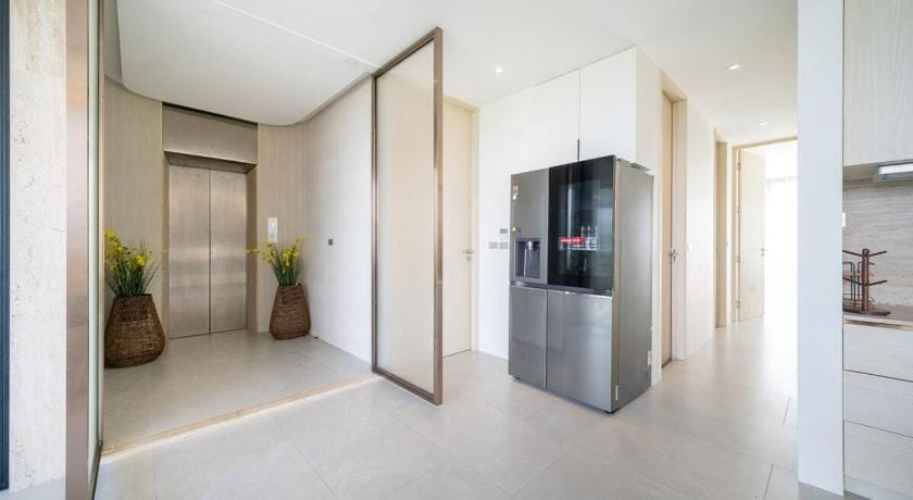Penthouse Luxurious Seaview 3BR Patong Apartment in Patong