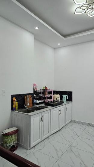 Single Room with Window and Balcony Vacation rental in Dalat