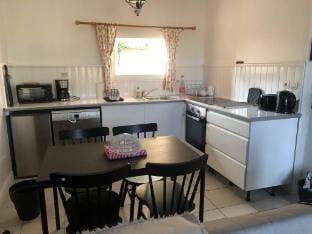 Bakers Cottage near broceliande forest Vacation rental in Paimpont