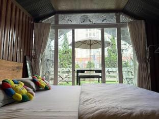 Nha Cua Bot (House Of Bot) – 5BR 4BA in DaLat Vacation rental in Dalat