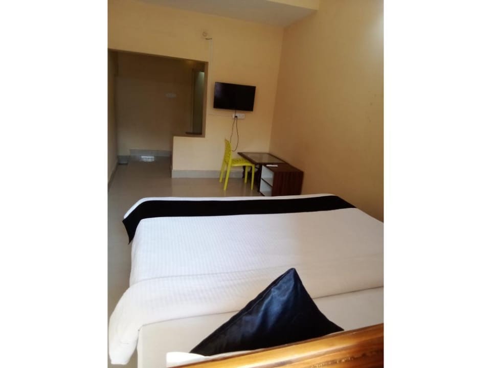 DhamStay Hotel Madison Homestay Near Tech Mahindra Vacation rental in Bhubaneswar