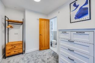 Stylish 4 Bedroom 4 Bathroom House - Free Parking Vacation rental in Northampton