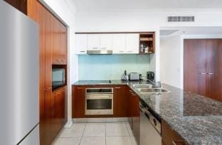 Ocean View Home Away from Home - Towers of Chevron Vacation rental in Surfers Paradise