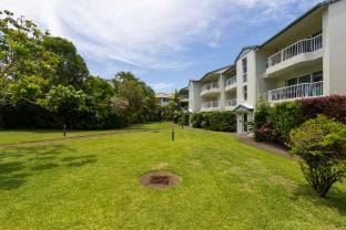 Cosy Central Burleigh Getaway Vacation rental in Burleigh Heads