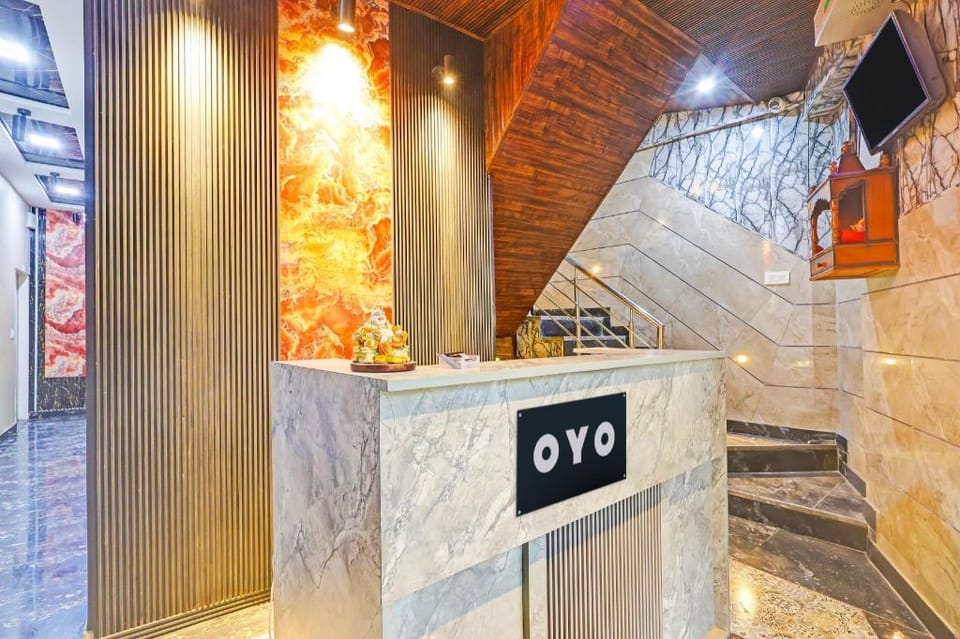 Hotel O Crown Inn Hotel in Delhi