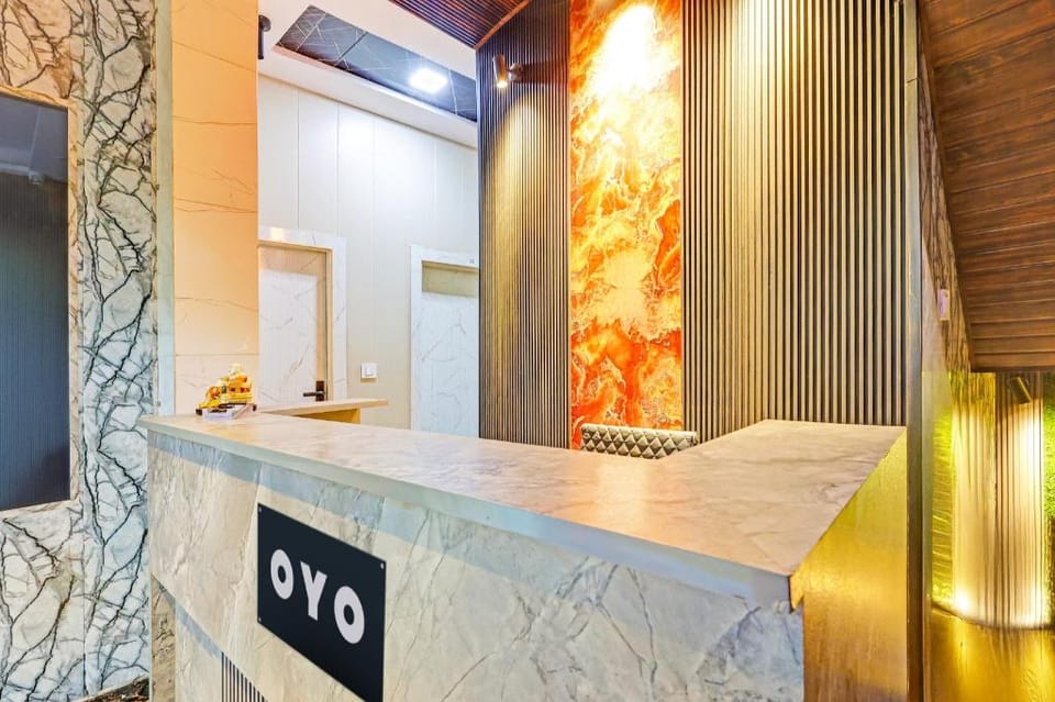 Hotel O Crown Inn Hotel in Delhi