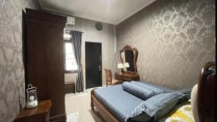 Rumah Asri di Sentul (for family only) Vacation rental in West Java