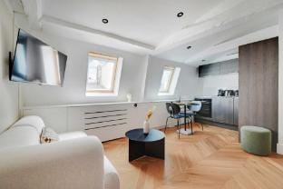 Refined Studio - 2P - Opera Garnier Apartment in Paris