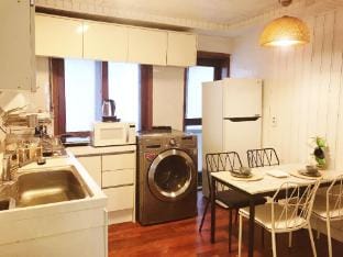 [Hongdae] Grand suite(2Rooms & 2Bathrooms) #D Villa in Seoul