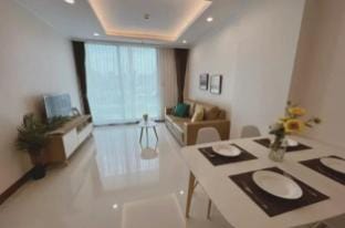 BANGKOK奢华2房公寓 | Supalai Oriental | 城市美景 | 泳池健身房 Apartment in Bangkok
