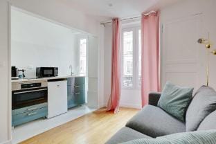 Charming appartement - 1BD/4P - Batignolles Apartment in Paris