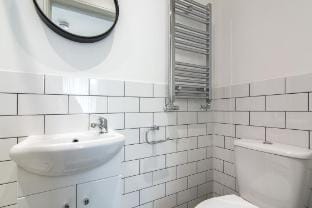 Hollis House by Yoko Property Vacation rental in Coventry