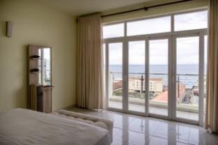 Joy holiday inn luxury apartment  Apartment in Colombo