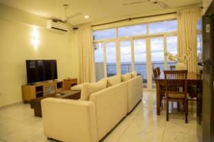 Joy holiday inn luxury apartment  Apartment in Colombo