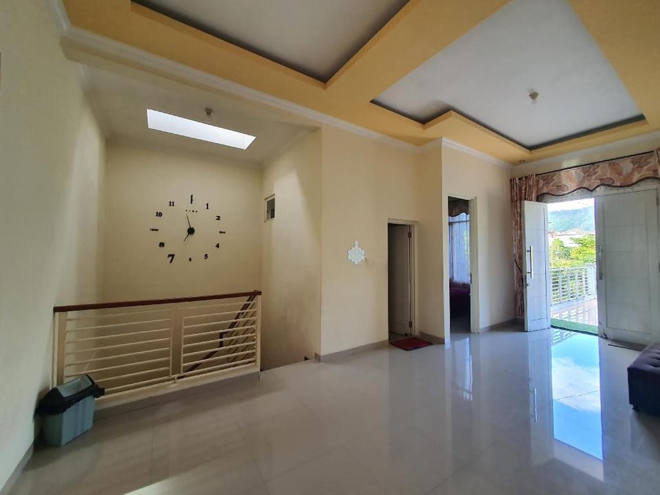 SUNRICH Villa Syariah Villa in Batu