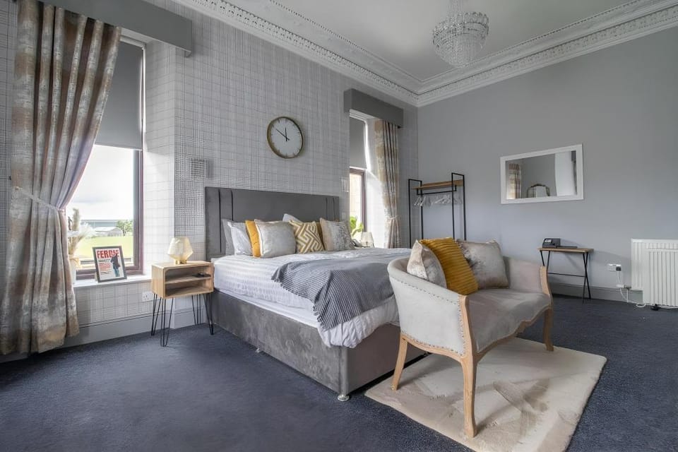 The Legend Suites Hotel in Scotland