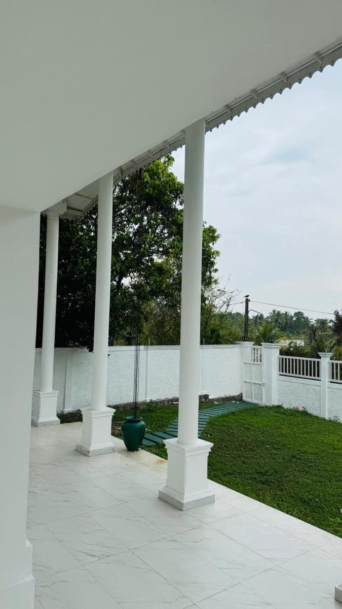 The Heavens Bungalow Katunayake Bed and Breakfast in Negombo