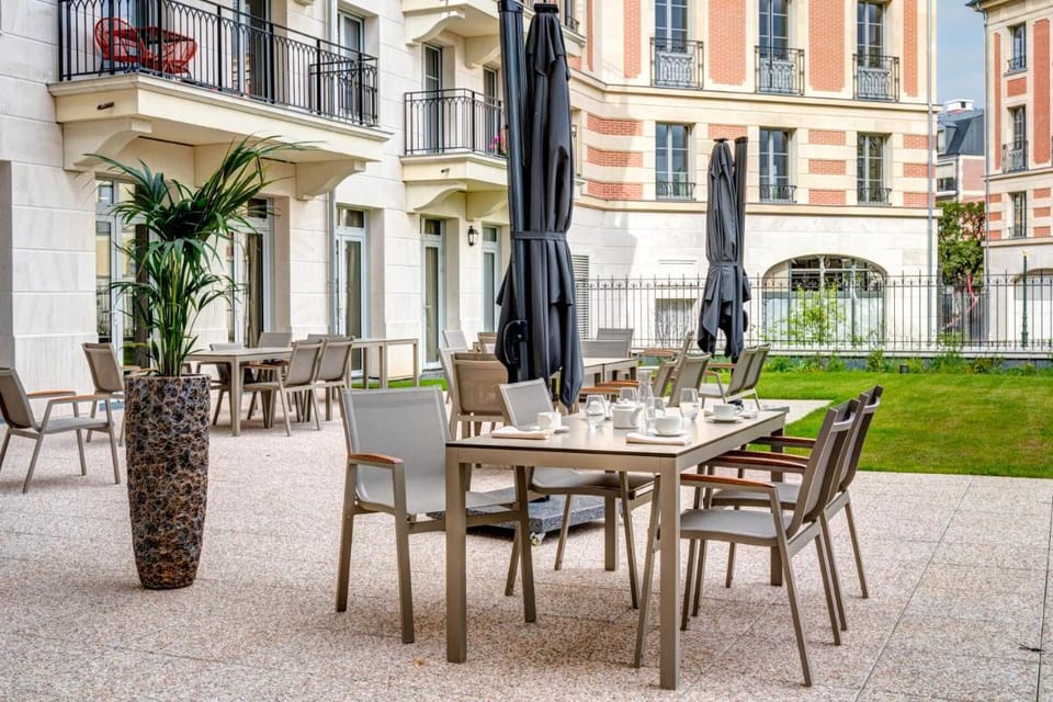 Zenao Appart'hôtels Le Raincy Thiers Apartment hotel in Gagny