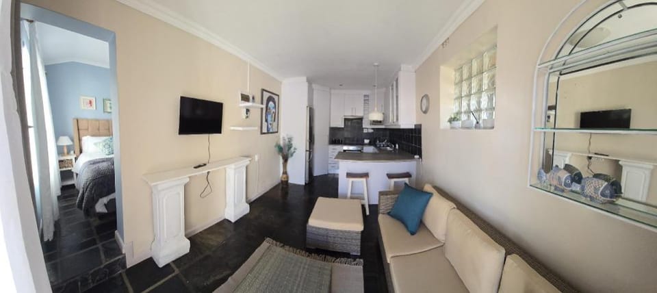 4 Linde Cres Apartment Apartment in Cape Town