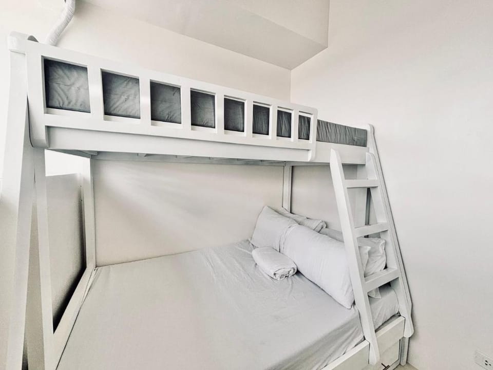 Budget Bunk Studio Comfort Apartment in Iloilo City