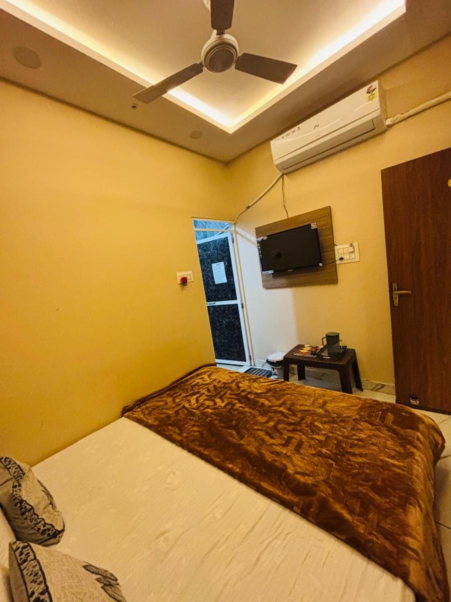 Jhankar home stay Vacation rental in India