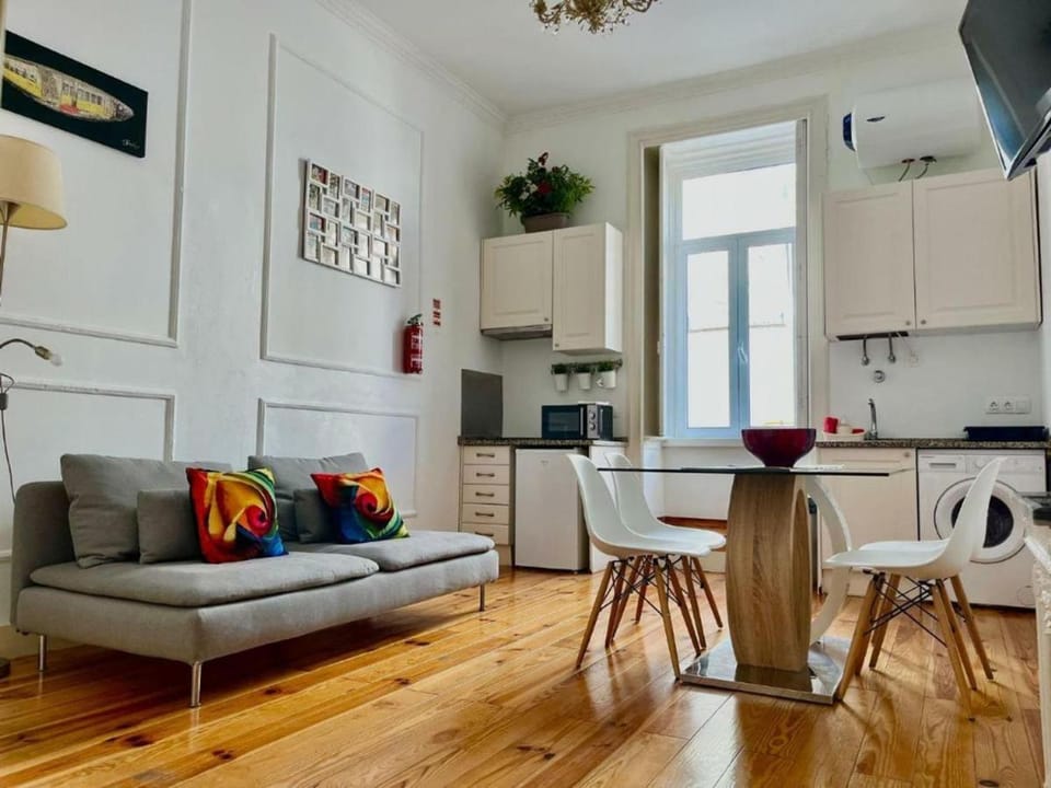 2 Bedroom Apartment located heart of Lisbon city Apartment in Lisbon