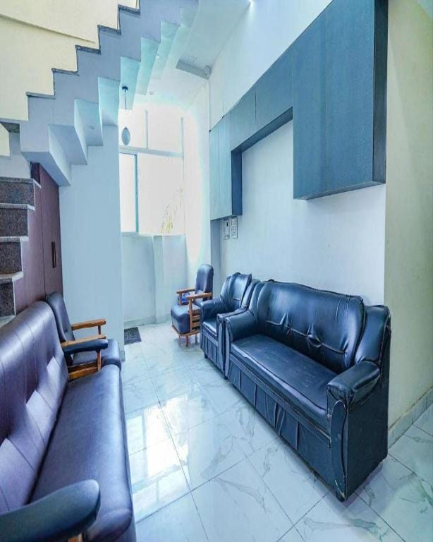 Sanva Luxury Room By Royal VIP Hospitality Vacation rental in Chennai