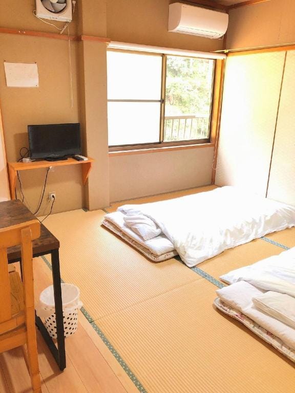 Guest house Kawarabisou Hotel in Japan