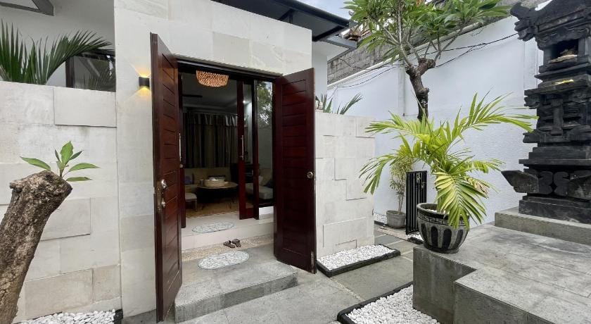 Villa Loli Sanur Apartment in Denpasar