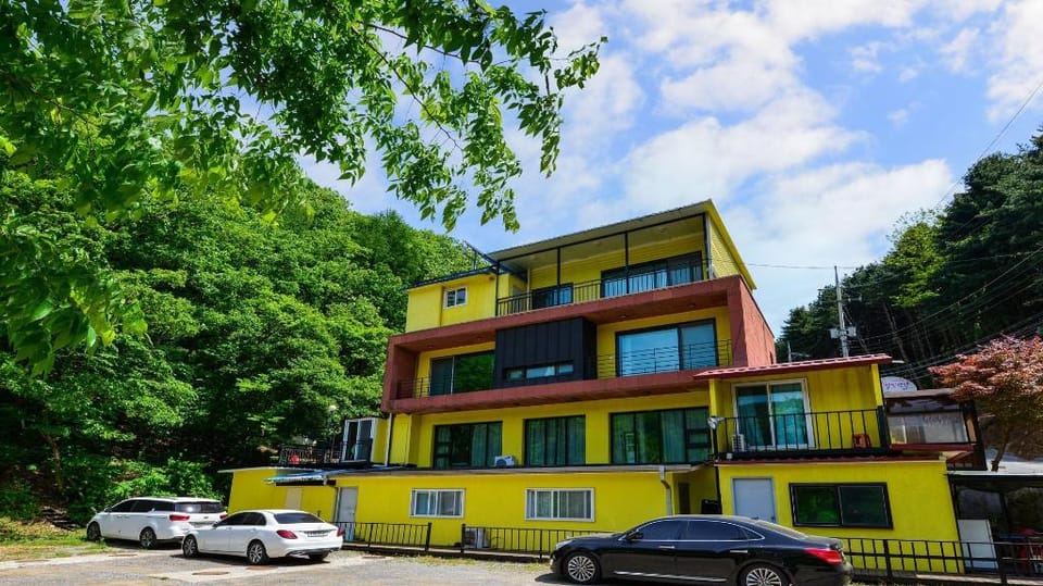 Star Light Pension (Pet friendly) Bed and Breakfast in Gyeonggi-do