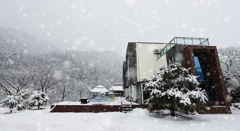 Gapyeong Valley Love Pension Bed and Breakfast in Gyeonggi-do