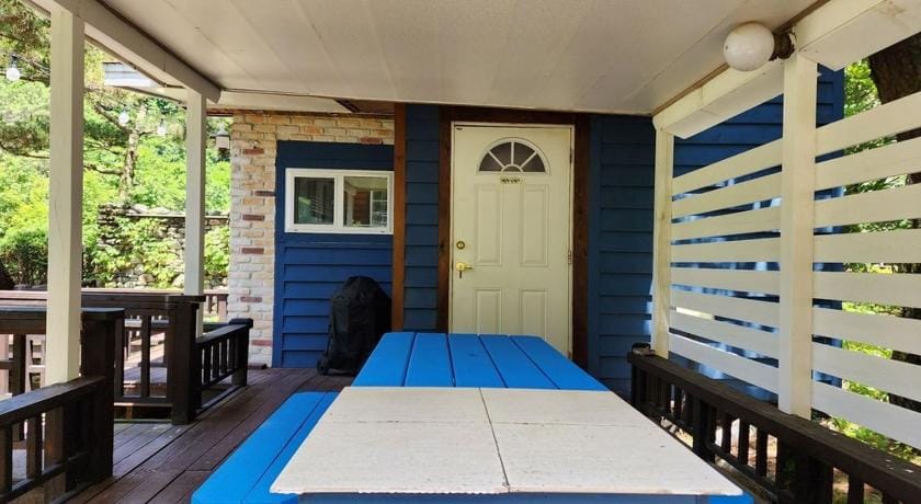 Pyeongchang Bench House Bed and Breakfast in South Korea