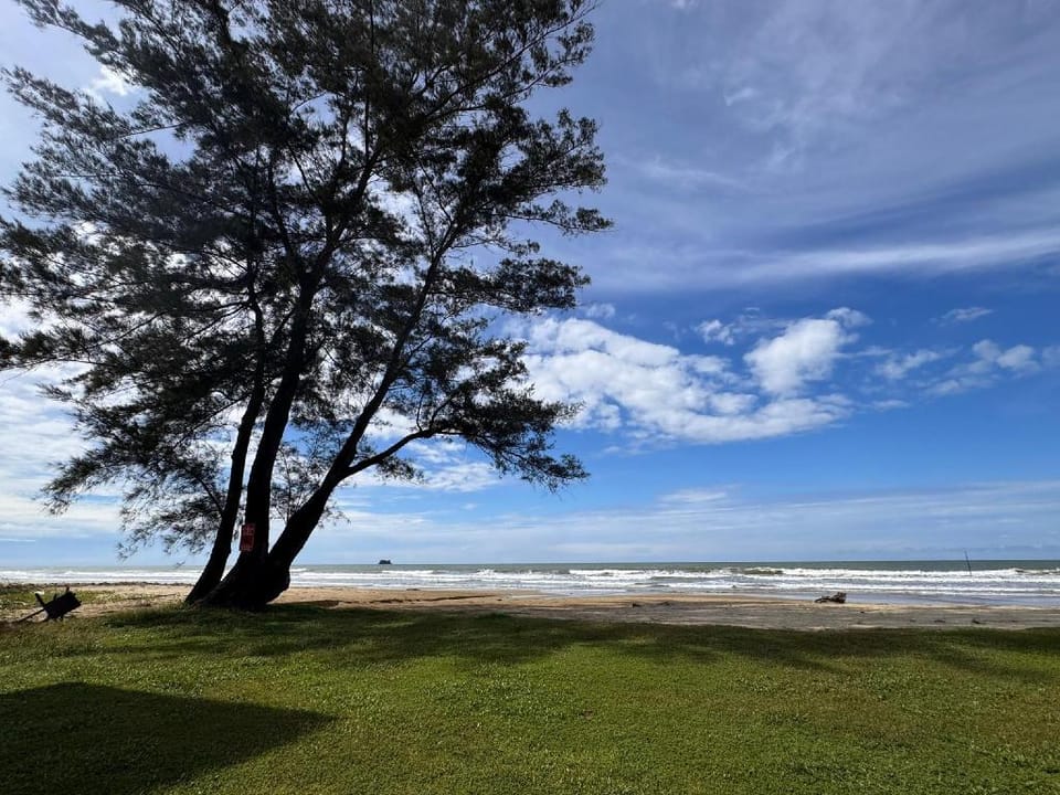 Papar Beachfront View Vacation rental in Sabah