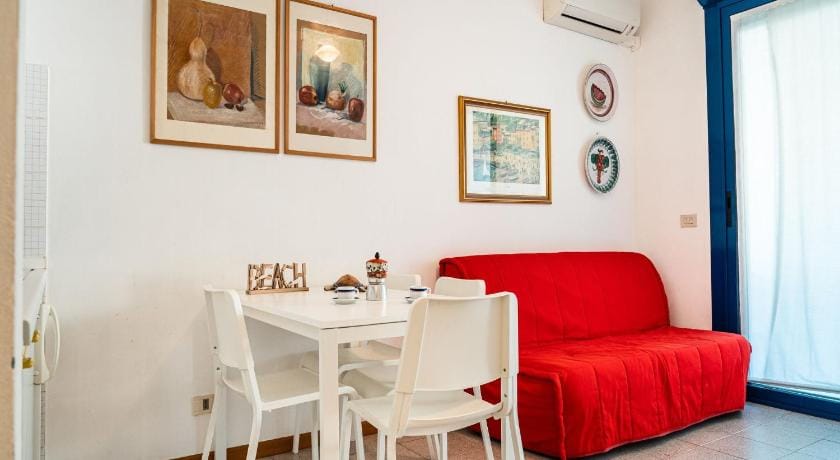 Enjoy the sun from the balcony of our studio Apartment in Bibione