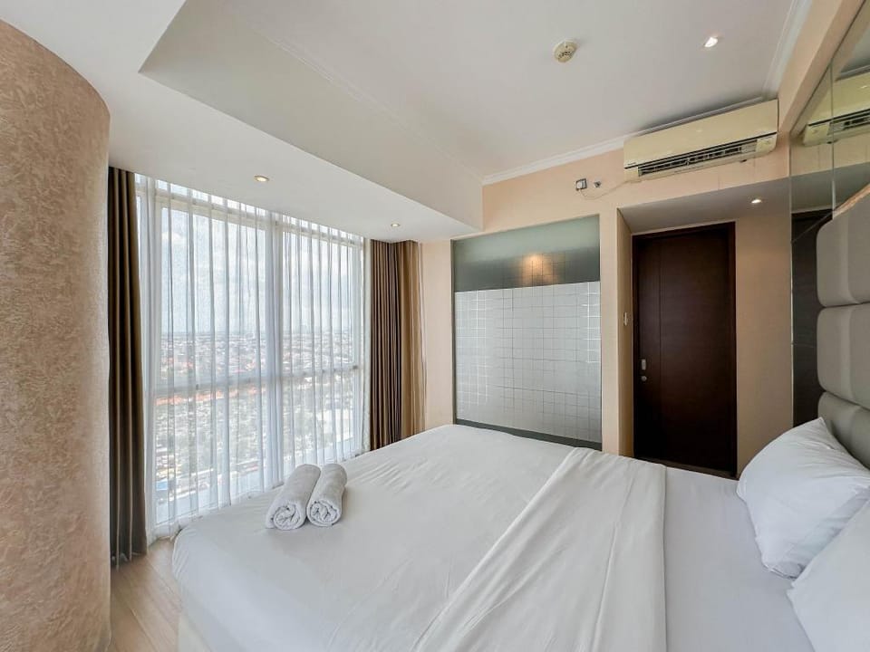 Comfortable Elegant 2BR at Linden Apt By Travelio Apartment in Surabaya